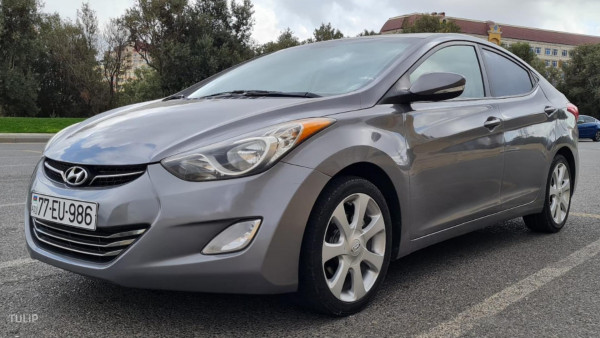 هيونداي إلنترا